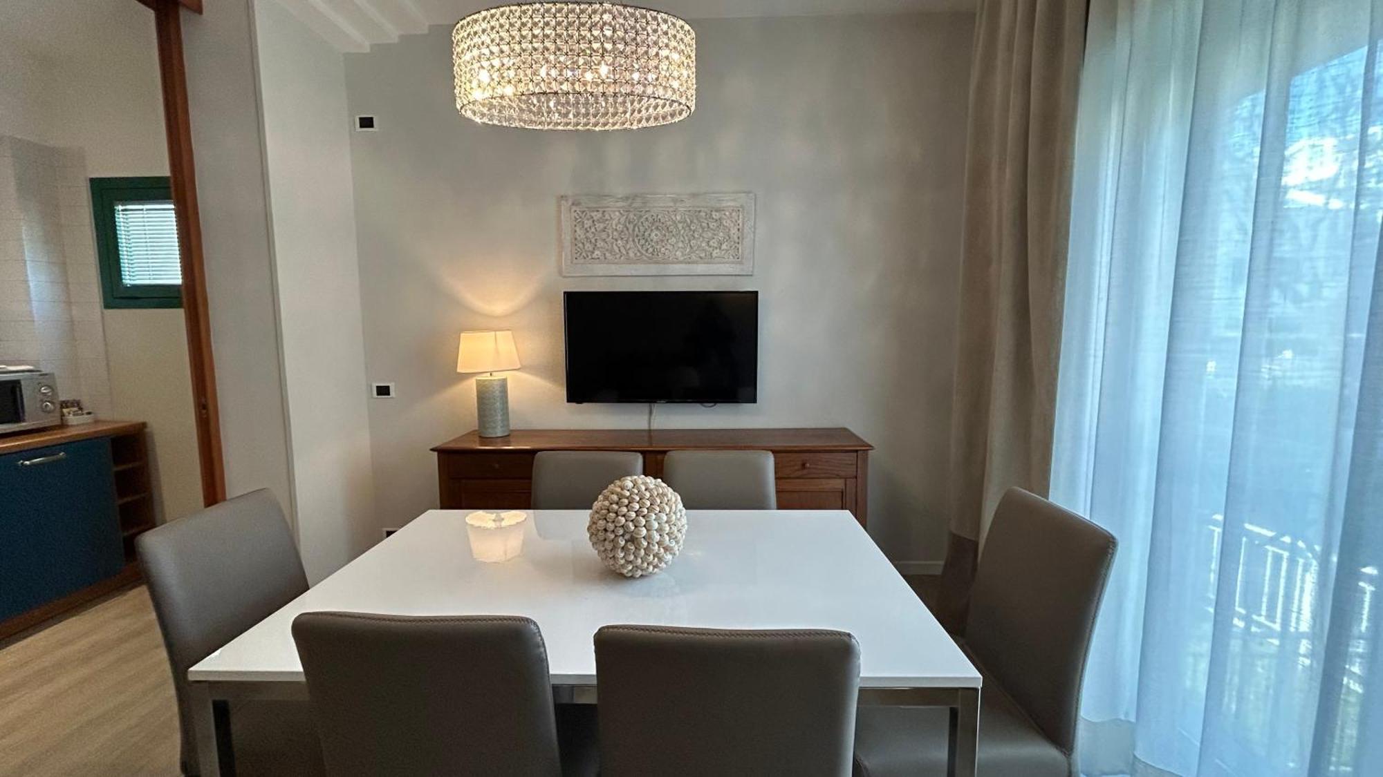 Residence Lungomare - Charming Apartments Riccione Kültér fotó