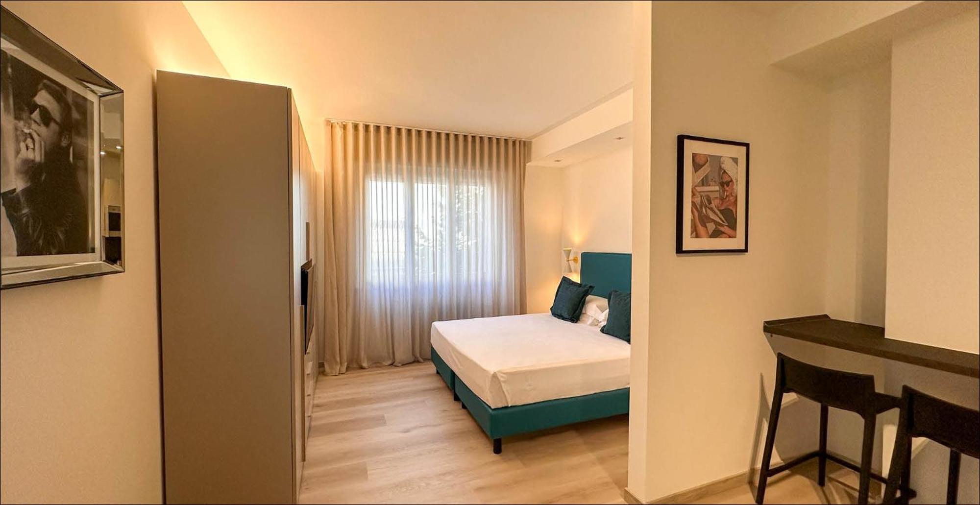 Residence Lungomare - Charming Apartments Riccione Szoba fotó